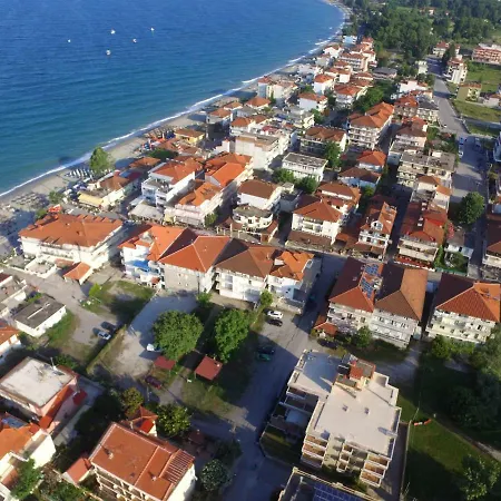 Akti Hotel *